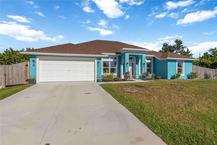 Property Photo: 364 Garden Road FL 34293