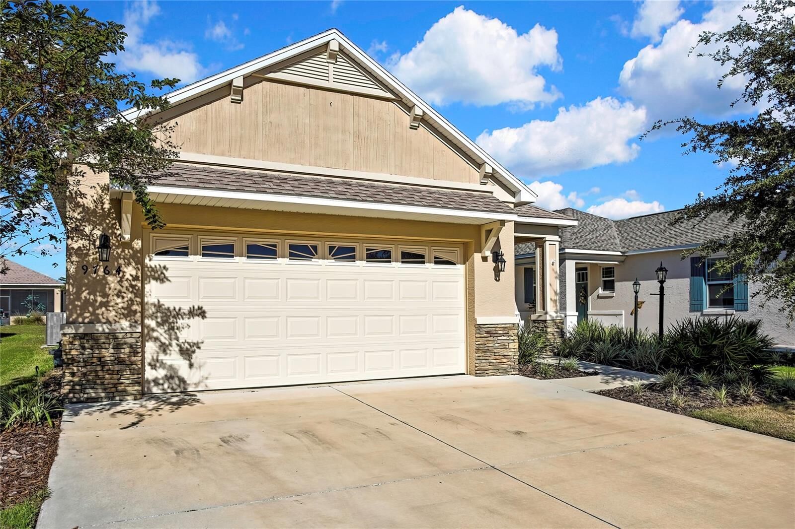 Property Photo:  9764 SW 100th Avenue Road  FL 34481 