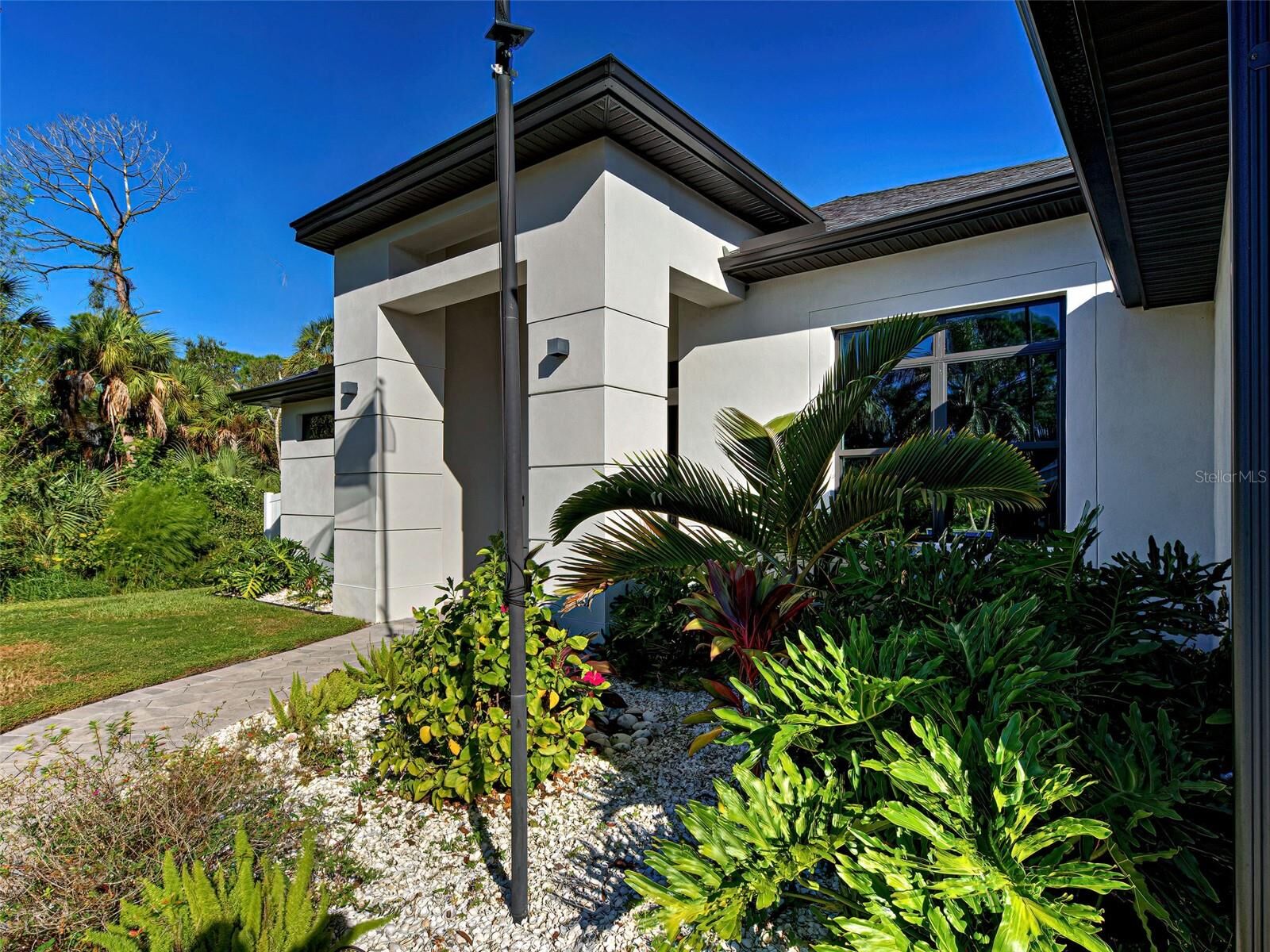 Property Photo:  3692 Shawnee Terrace  FL 34286 