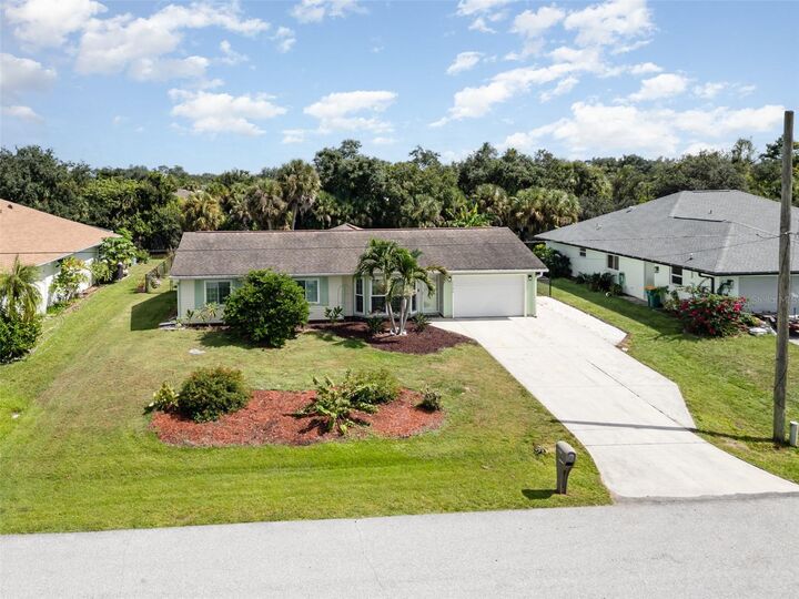 Property Photo: 1130 Strasburg Drive FL 33952