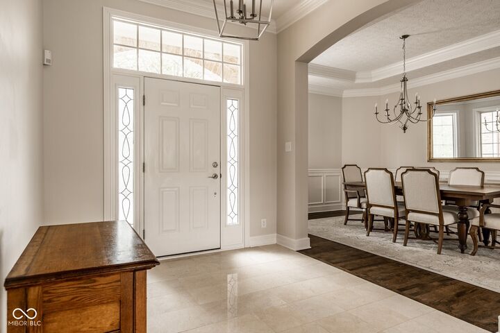Property Photo: 11164 Parkside Crescent IN 46032