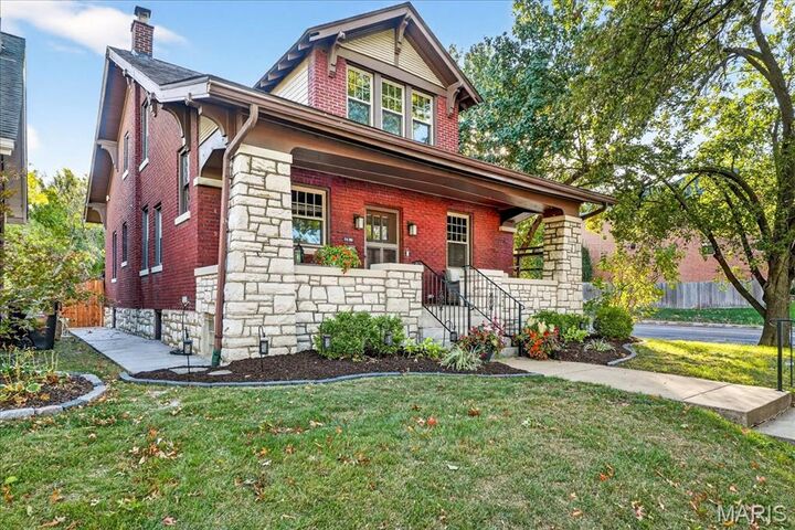 Property Photo: 7498 Teasdale Avenue MO 63130