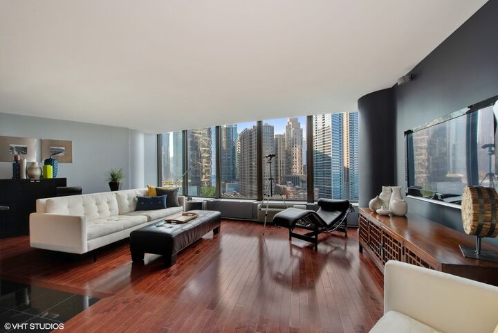 Property Photo: 505 N Lake Shore Drive 1518 IL 60611