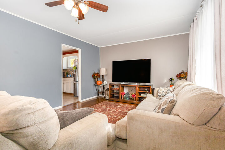Property Photo: 923 Plaza Drive IL 60435