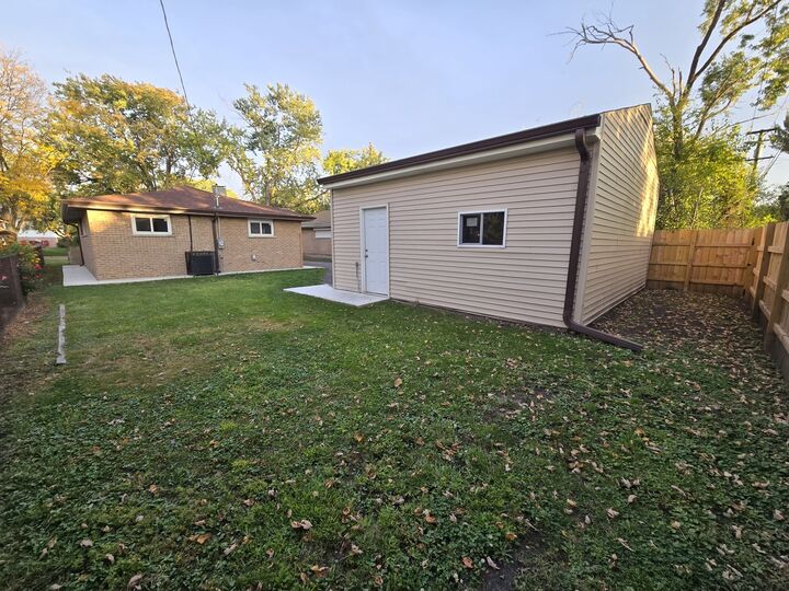 Property Photo: 16118 Paulina Street IL 60428