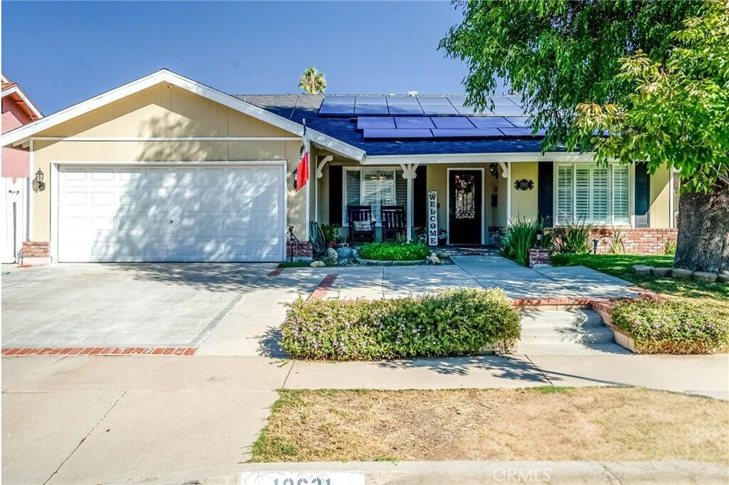 Property Photo:  19631 Fairweather  CA 91351 