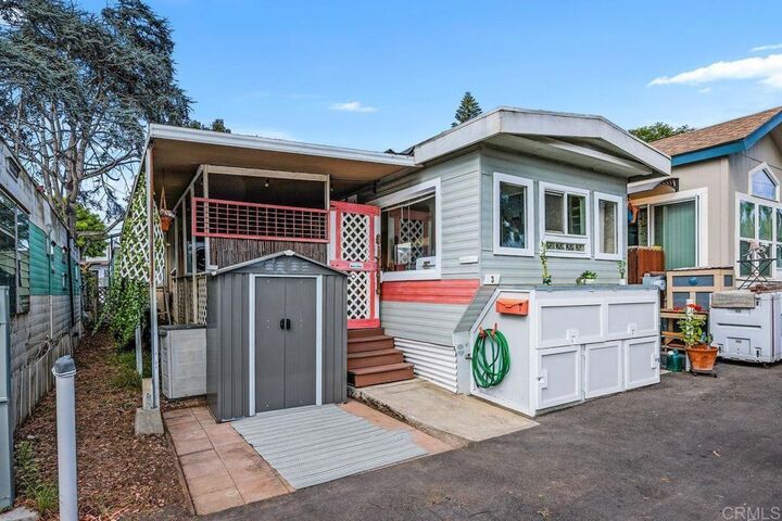 523 N Vulcan 3  Encinitas CA 92024 photo