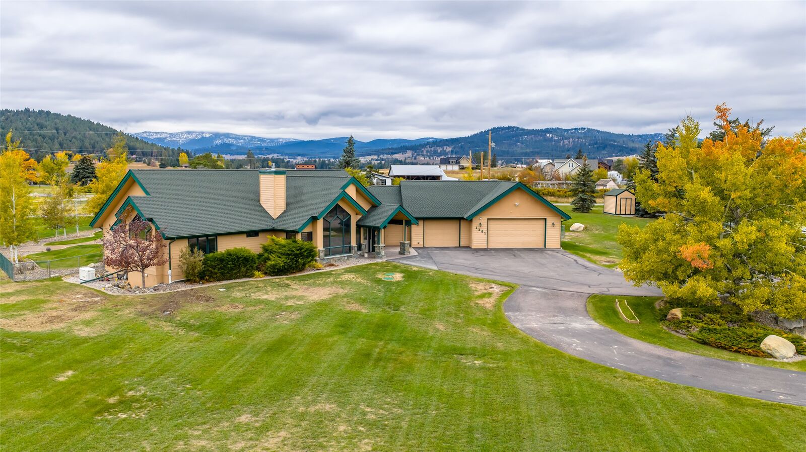 Property Photo:  1381 Creekside Court  MT 59901 