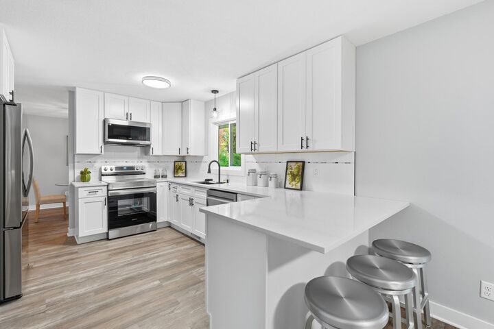 Property Photo: 4301 Heritage Hills Drive MN 55437