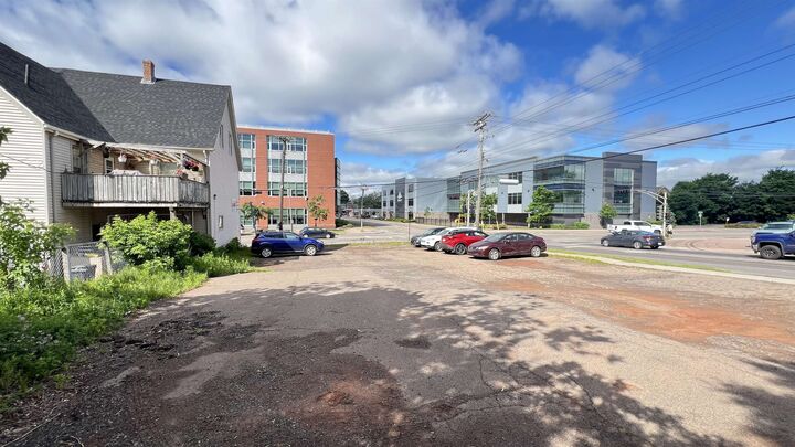 Property Photo: 192,194,198 Great George Street PE C1A 4L3