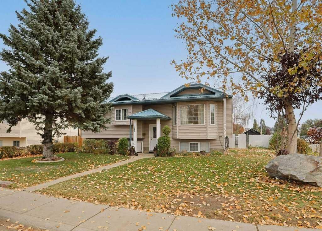 Property Photo: 144 Upland Boulevard AB T1R 0R3