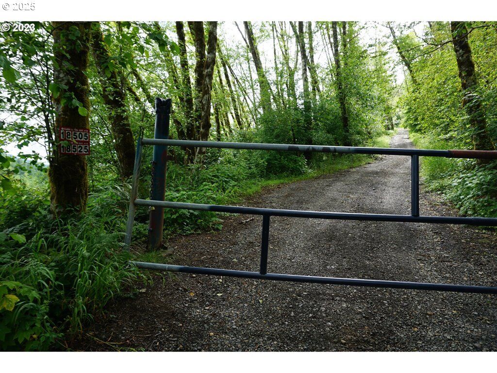 Property Photo: 000 NE Buncombe Hollow Rd Lot 29 WA 98674