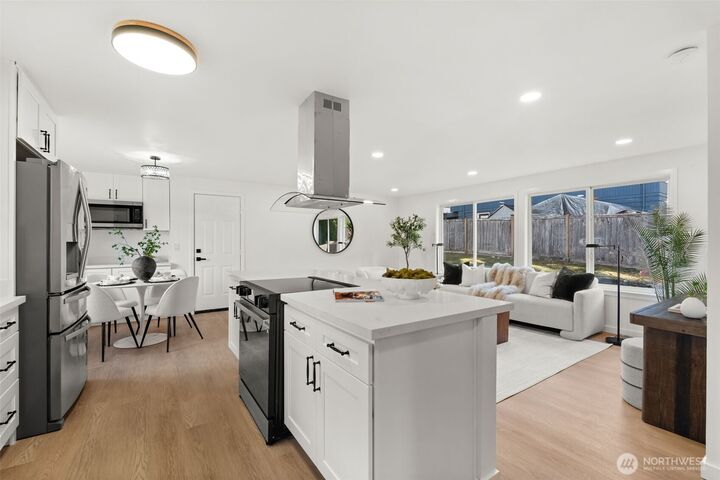 Property Photo:  7912  56th Avenue Ct E  WA 98371 