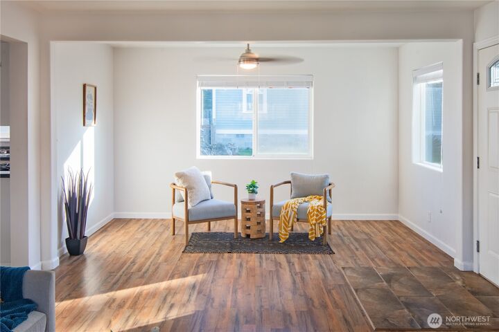 Property Photo:  1724  Iron Street  WA 98225 