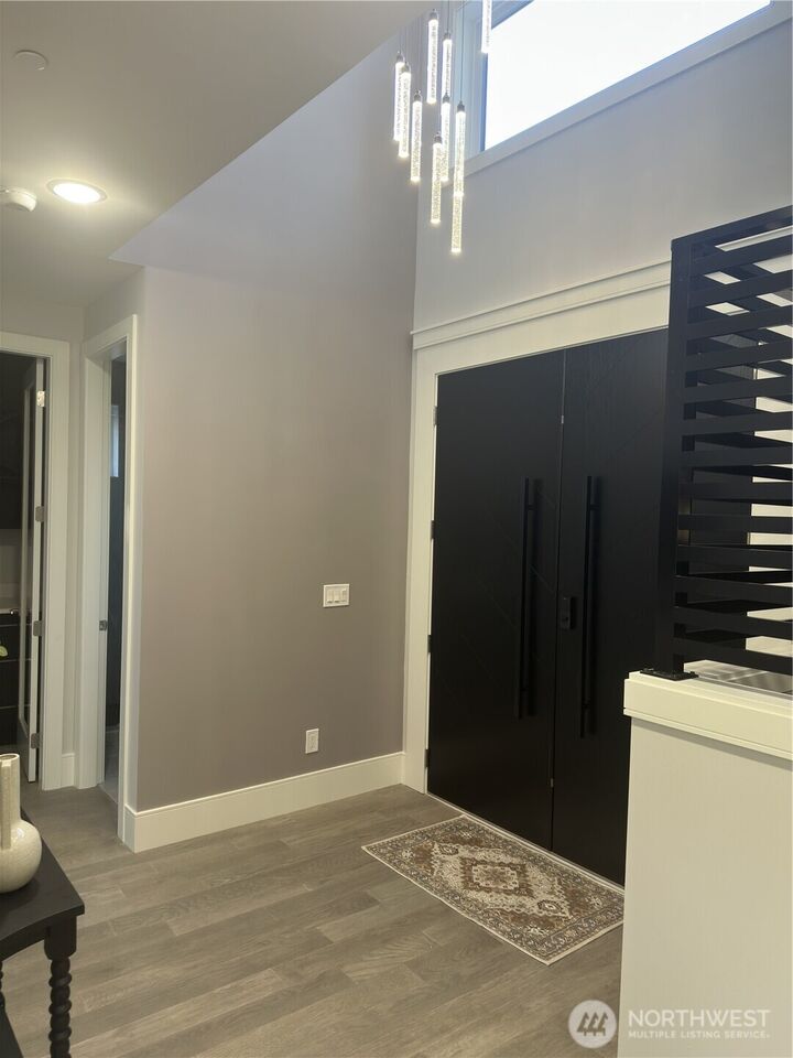 Property Photo: 4413 NE 26 Place WA 98059