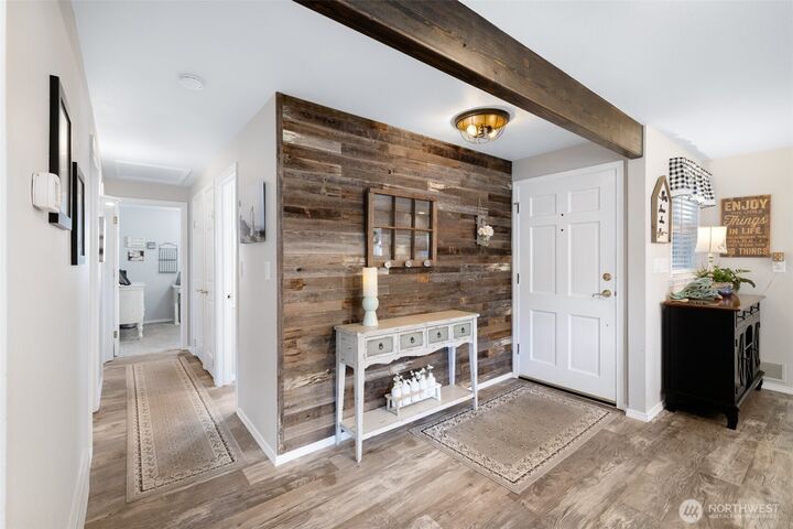 Property Photo:  120  Forest Avenue  WA 98362