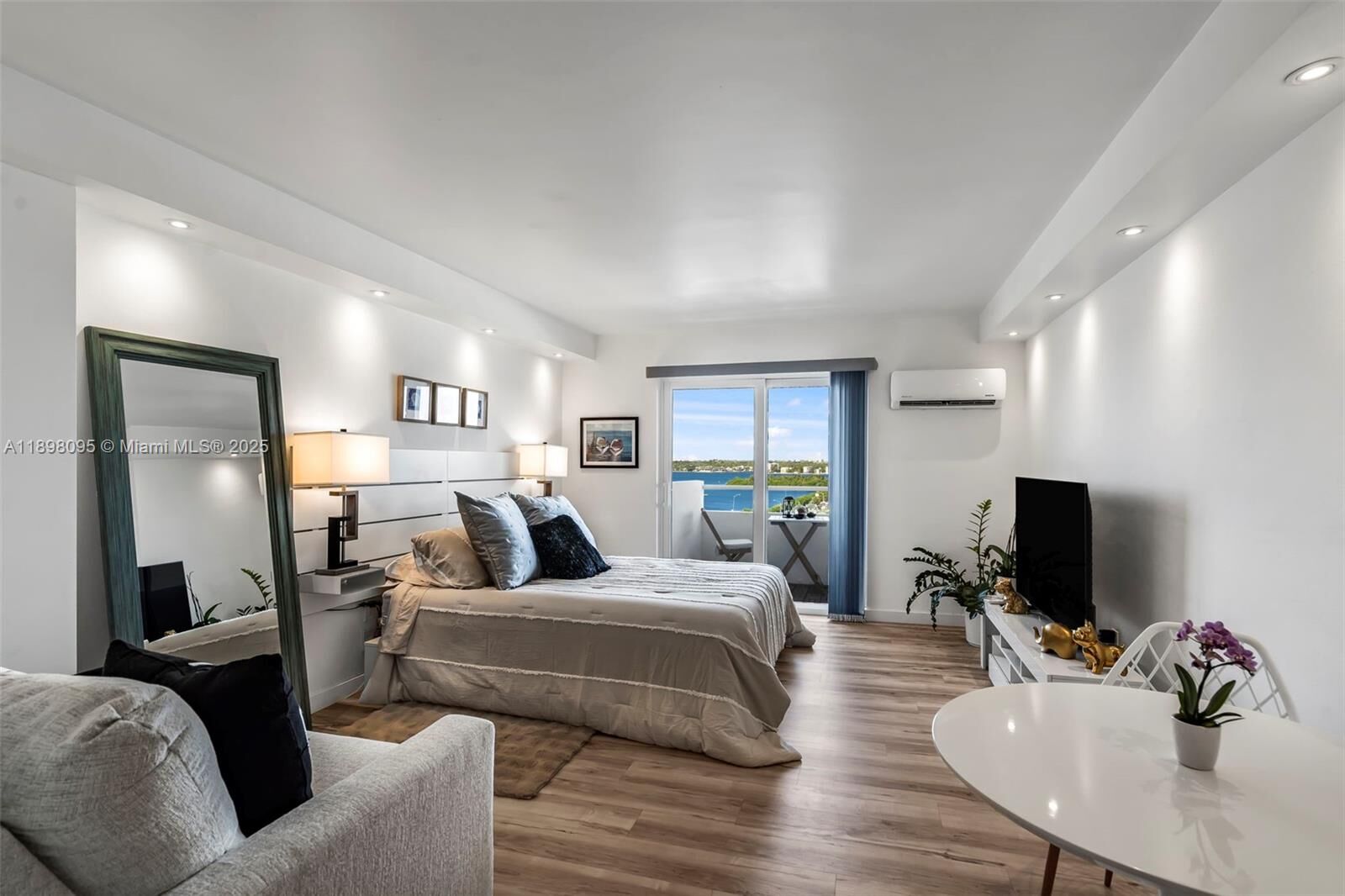 Property Photo: 7904 West Dr 1004 FL 33141