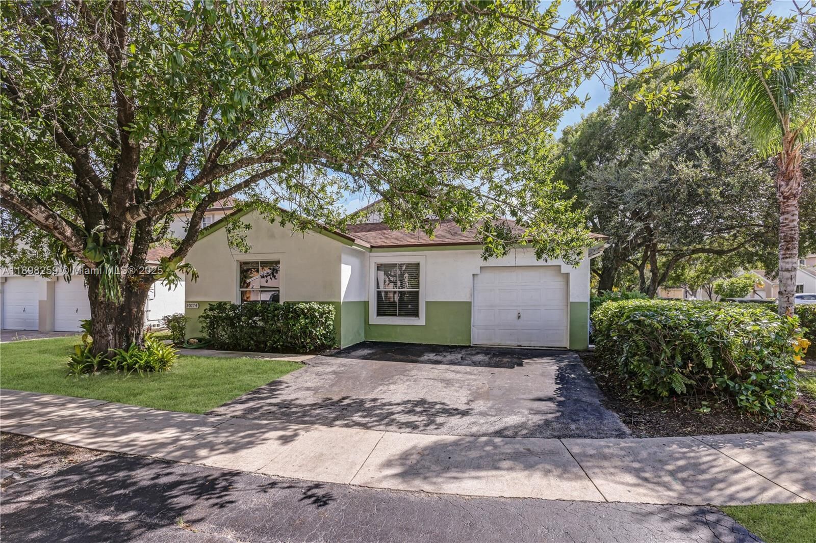 Property Photo:  20774 NW 3rd Ct  FL 33029
