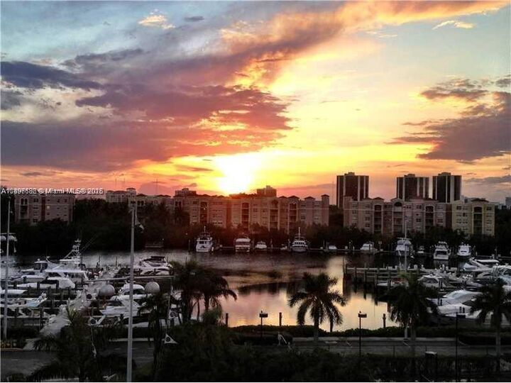 19667 Turnberry Way 5E  Aventura FL 33180 photo