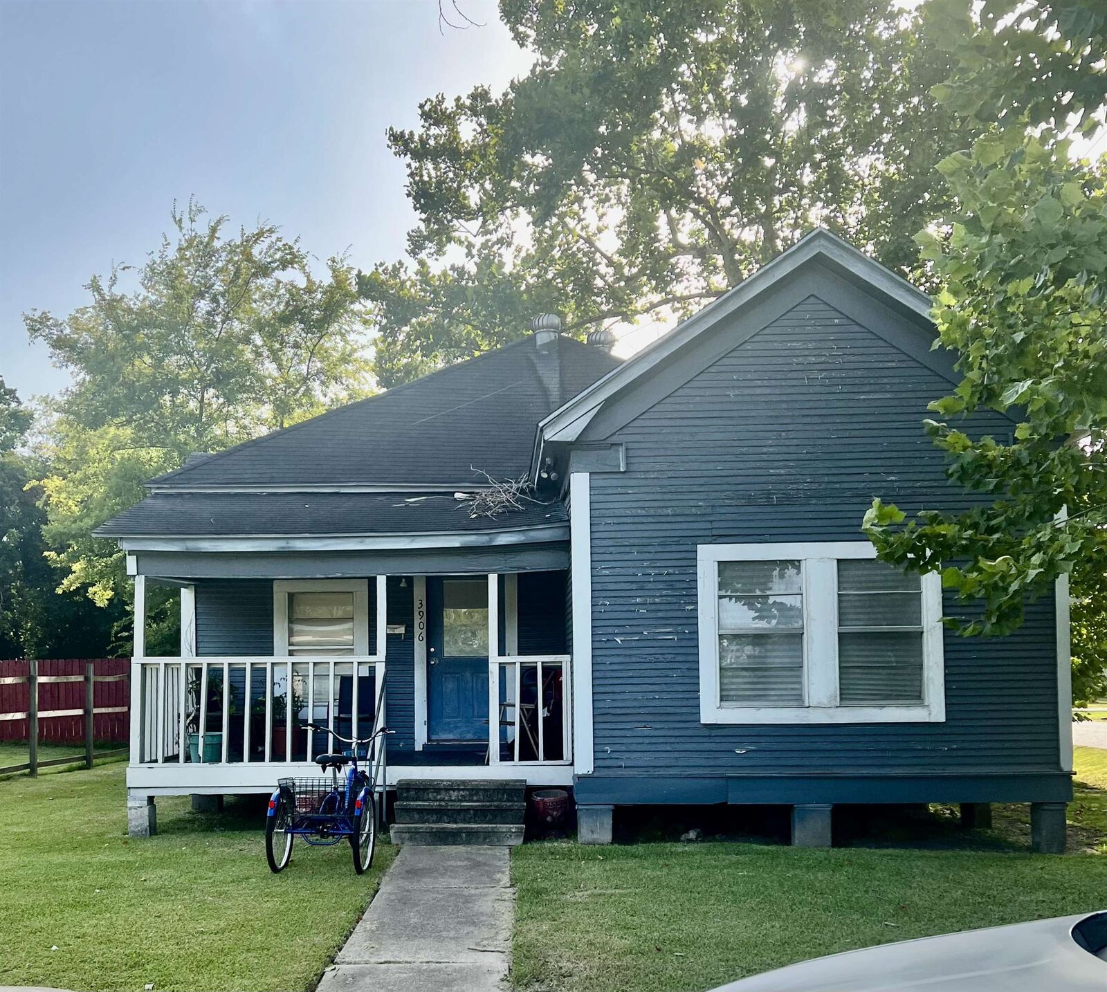 Property Photo:  3906 Lou St.  TX 77705