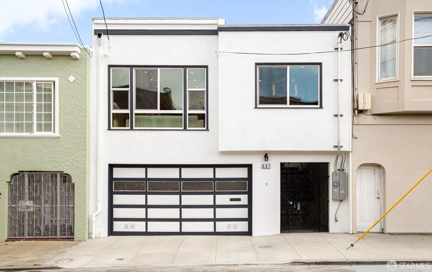 Property Photo: 537 Russia Avenue CA 94112