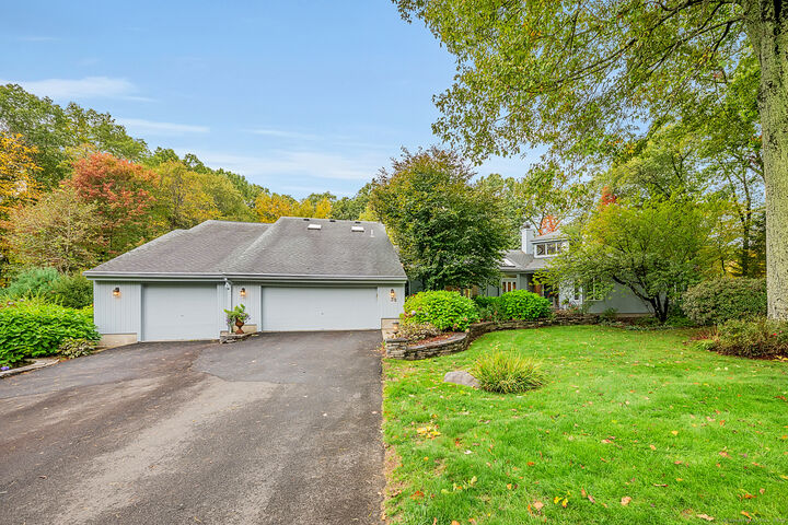 Property Photo:  39 High Ridge Hollow  CT 06001 