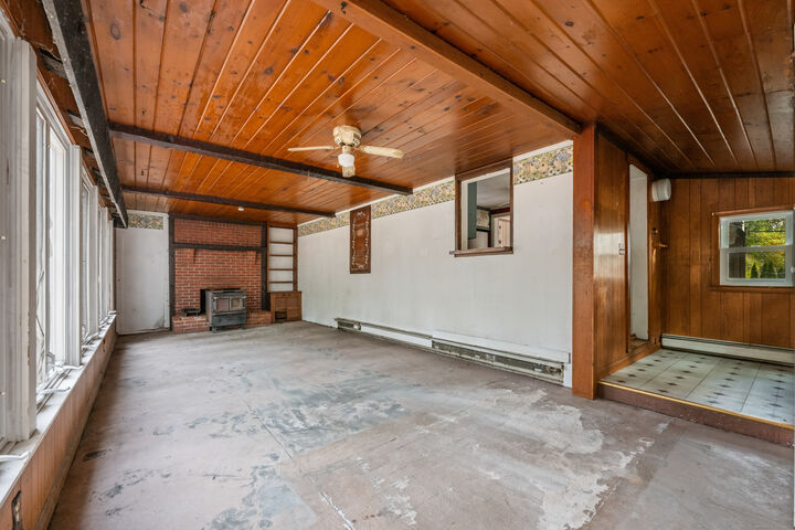 Property Photo: 218 Griffin Road CT 06093