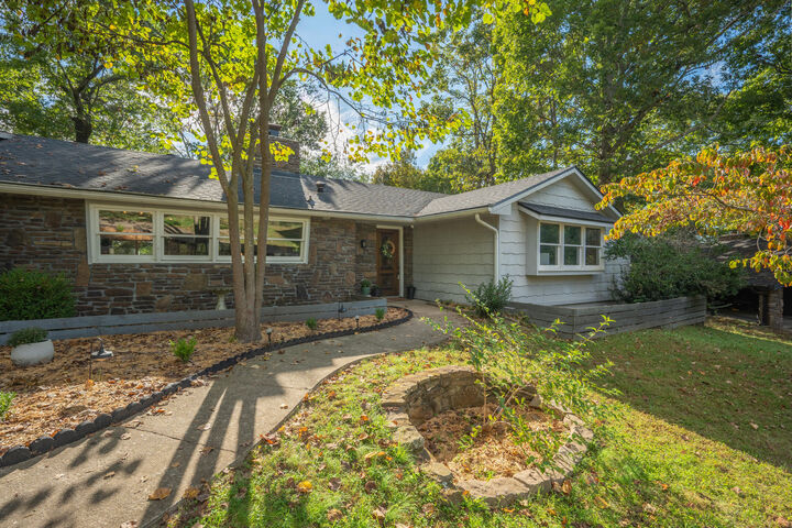 13 Wimbledon Way  Bella Vista AR 72715 photo