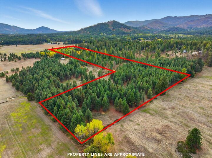 Property Photo: 4710 Price Rd WA 99110