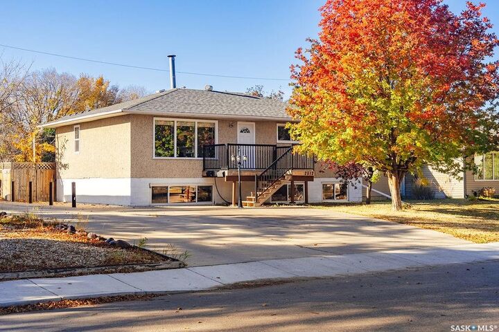 2512 Melrose Avenue  Saskatoon SK S7J 0V6 photo