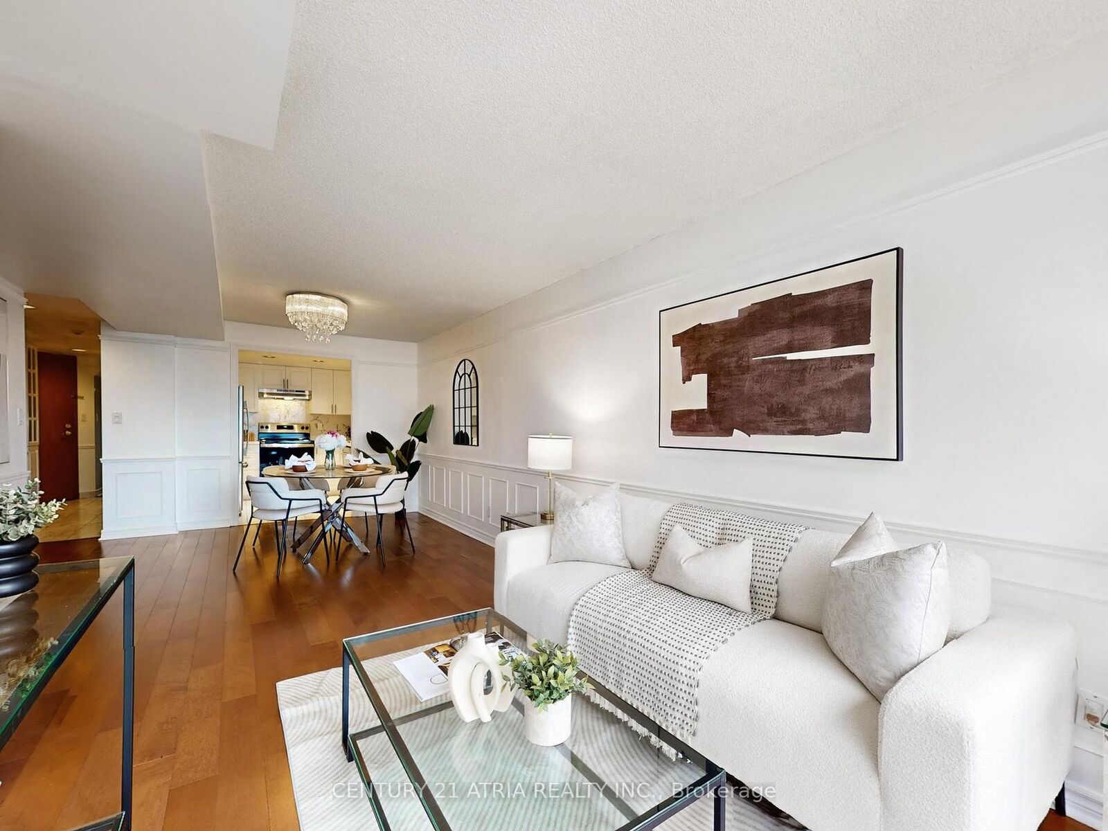 Property Photo: 28 Hollywood Avenue Sph108 ON M2N 6S4