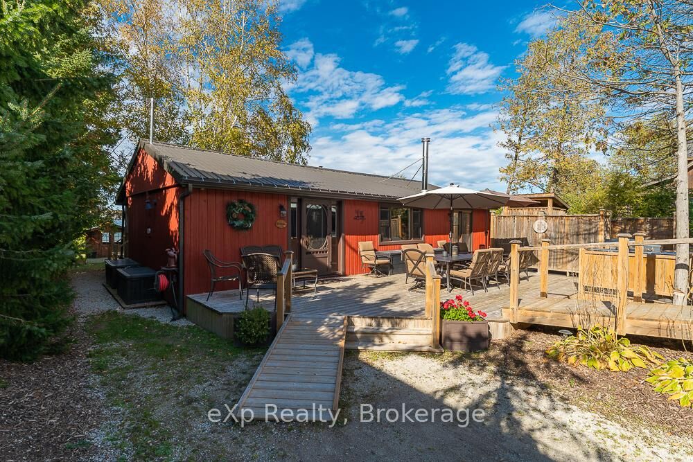 Property Photo: 111 Wilson Drive ON N0H 2T0