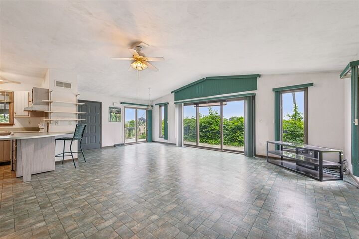 Property Photo: 277 Bennetts Rd PA 15601