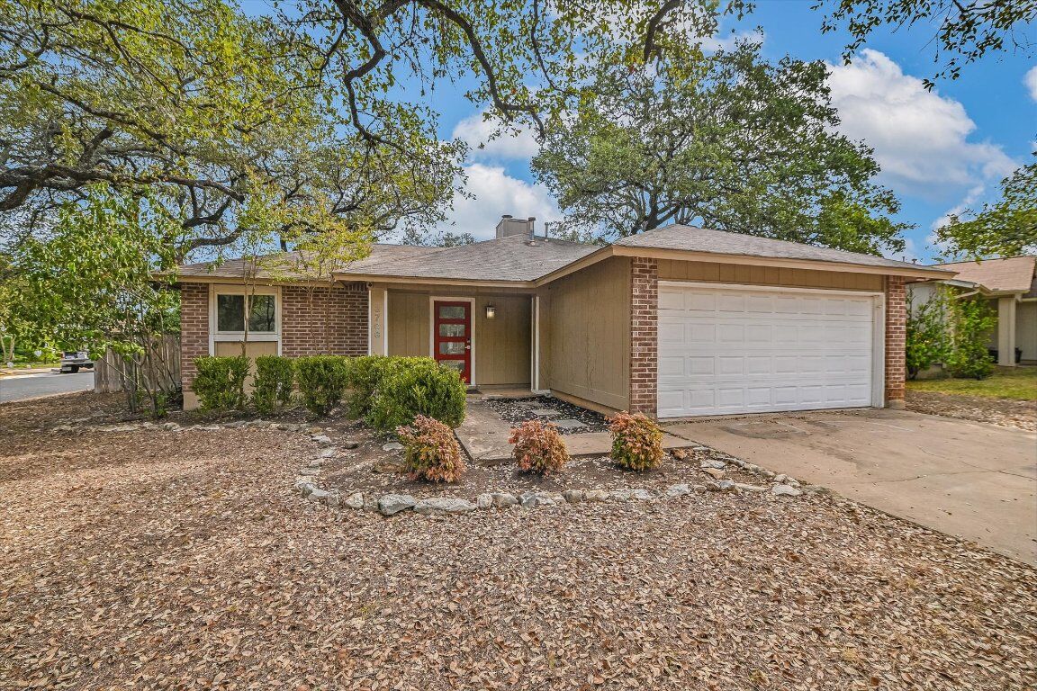 Property Photo:  3706 Harpers Ferry Lane  TX 78749 