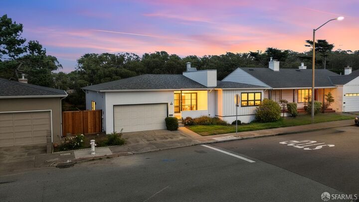 396 Crestlake Drive  San Francisco CA 94132 photo