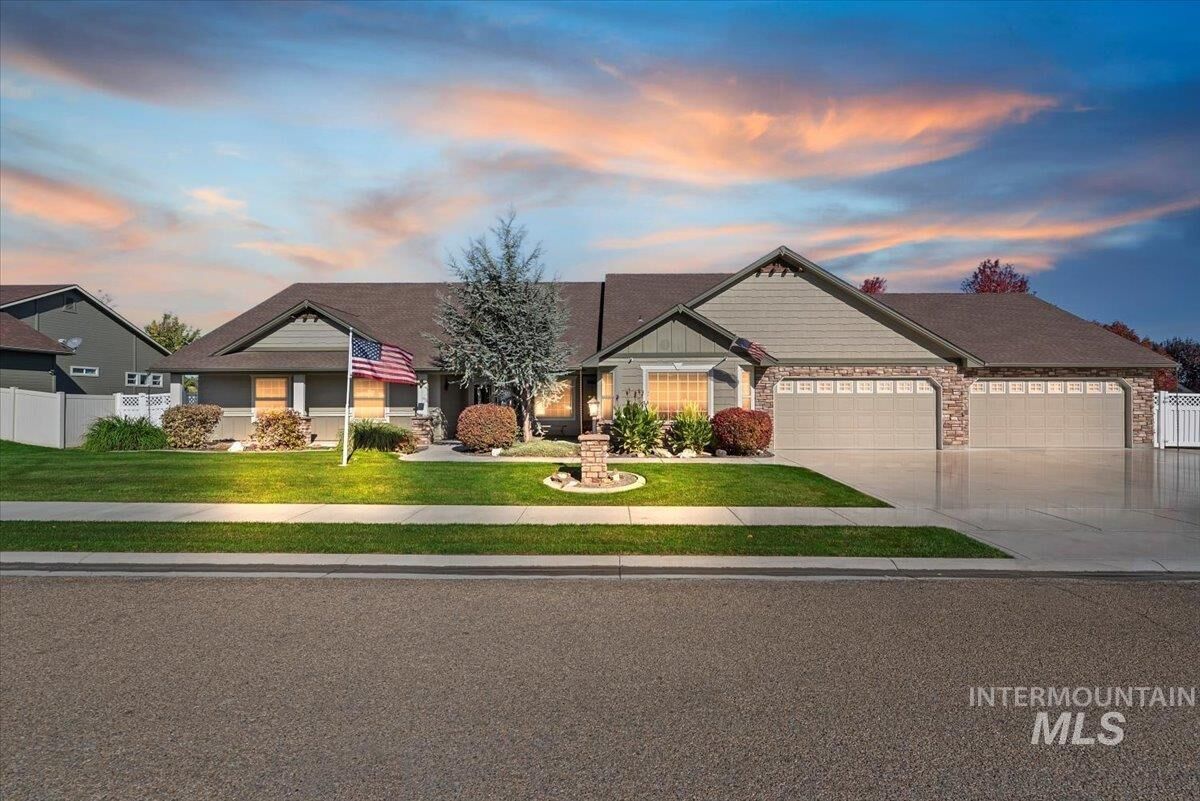 Property Photo: 617 Birch Falls ID 83605