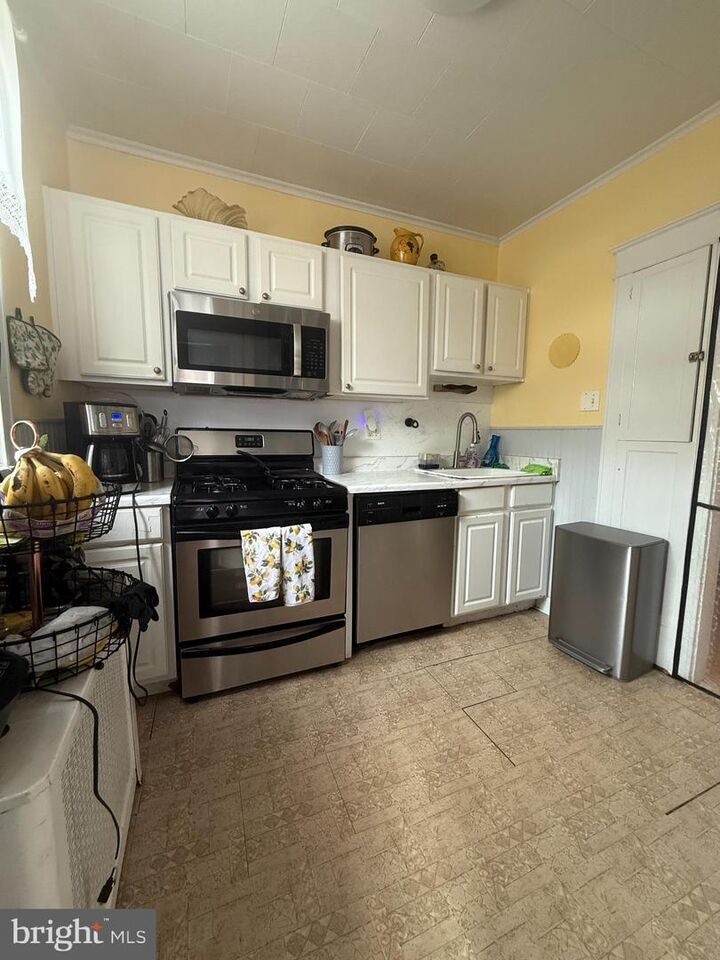 Property Photo: 3349 Saint Vincent Street PA 19149