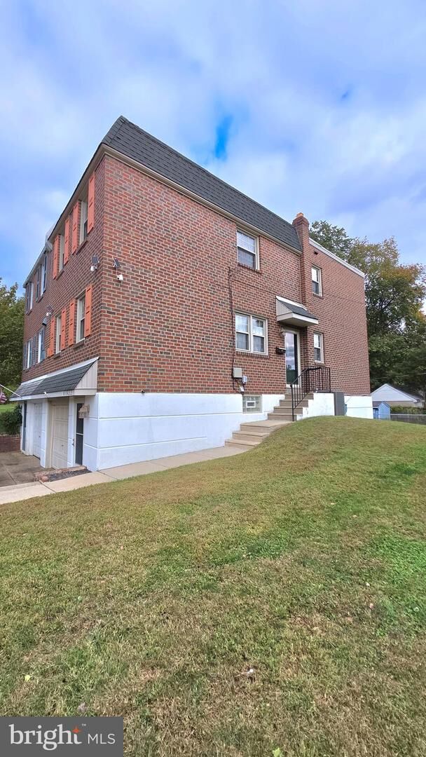 11933 Stevens Road  Philadelphia PA 19116 photo