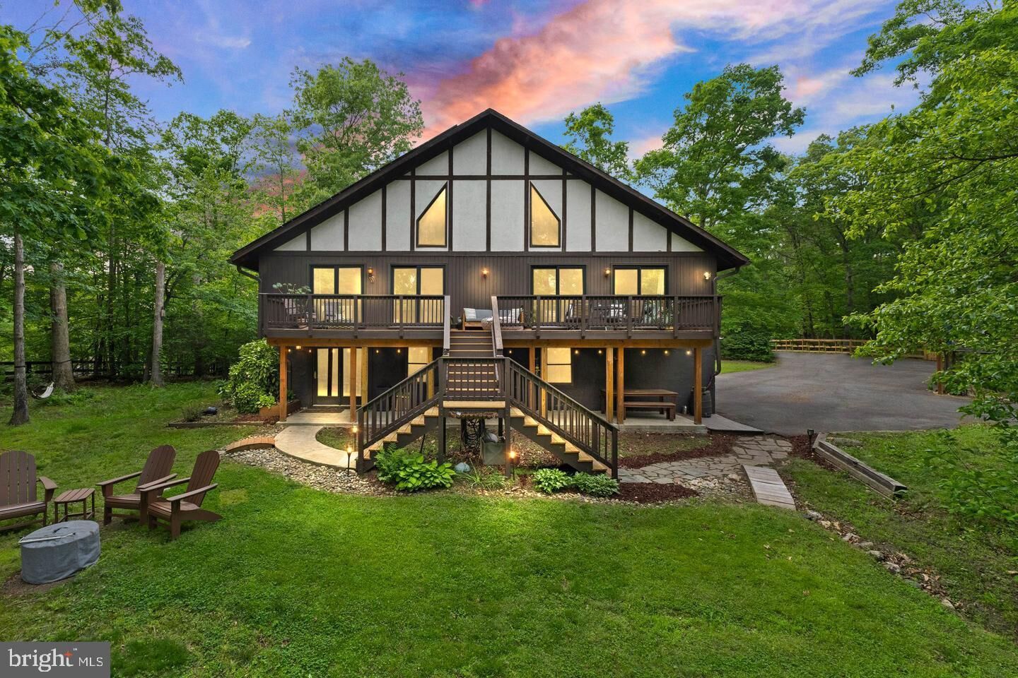 Property Photo: 11713 Henderson Road VA 20124