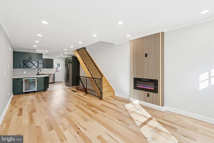 Property Photo: 2442 S Mildred Street PA 19148