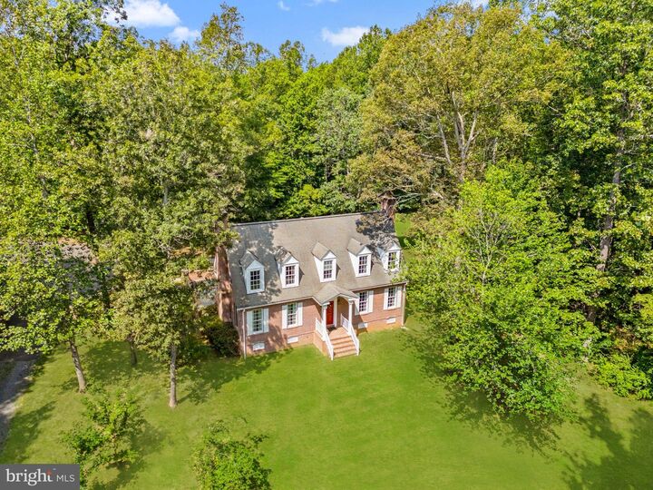 Property Photo: 11136 Orlean Vista Drive VA 20115