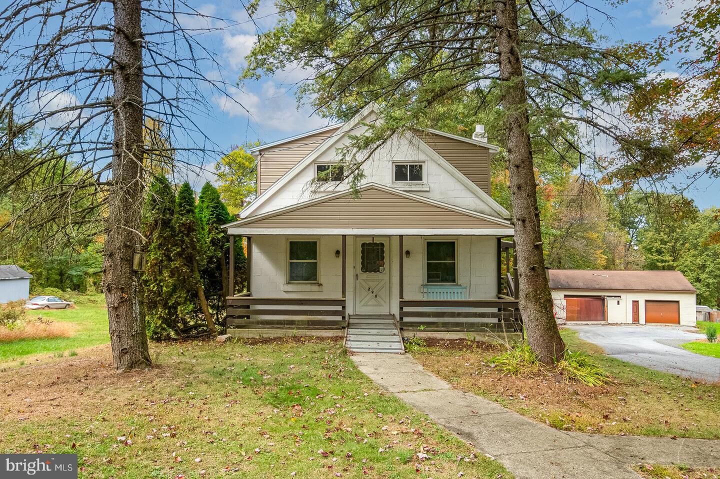 Property Photo: 290 Walnuttown Road PA 19522