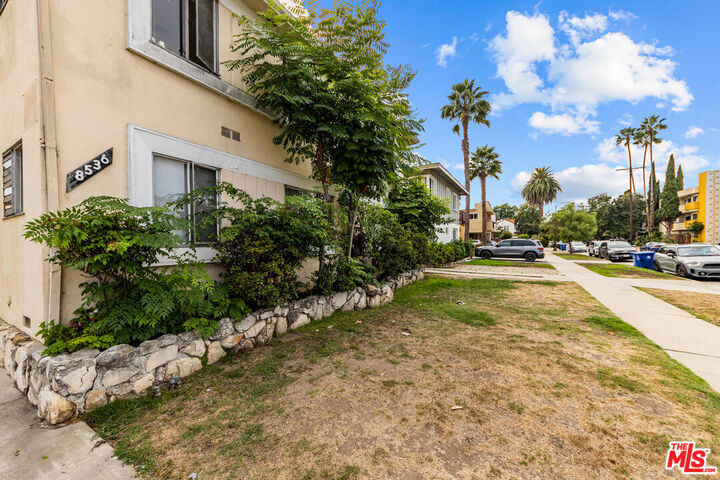 Property Photo: 8536 Saturn St CA 90035