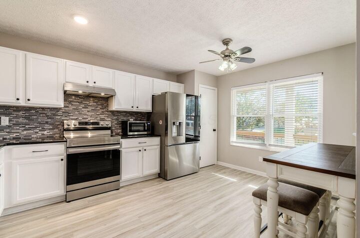 Property Photo: 447 Grandlin Park Drive OH 43004