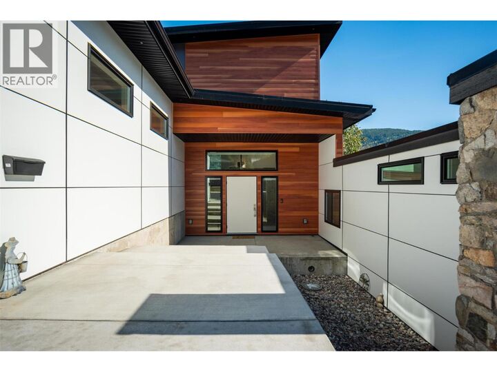 Property Photo:  3429 8th Avenue  BC V1N 4L1 