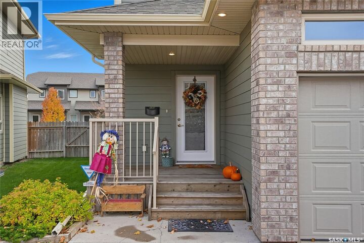 Property Photo: 165 115 Shepherd Crescent SK S7W 0P8
