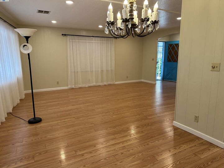 Property Photo:  328 Waikiki Cir  CA 94587 