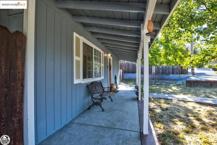 Property Photo:  17412 Livermore Ct  CA 95372