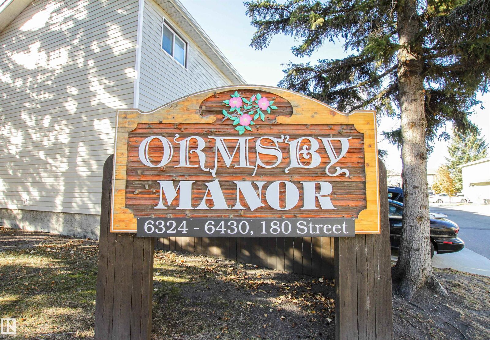 Property Photo:  6420 180 Street NW  AB T5T 2J6 