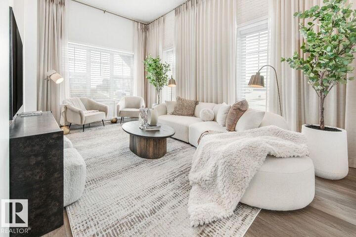 Property Photo: 11977 35 Avenue SW AB T6W 3L9